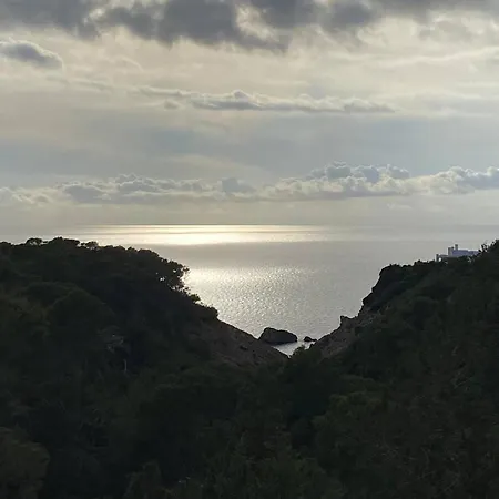 Oceanfront Retreat In With Shared Pool Apartment Sant Josep de sa Talaia